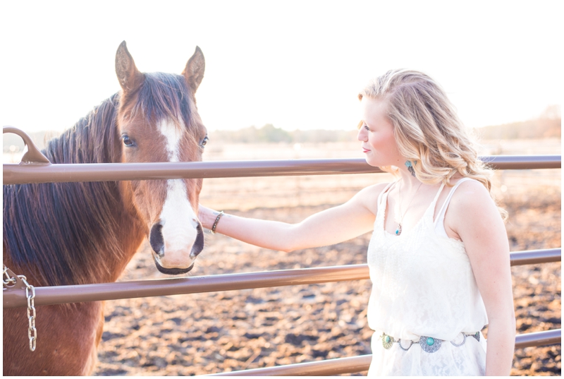 Wisconsin Senior pictures with horse, Danielle Kristine Photography, Wisconsin Senior Photographer, Wisconsin Wedding Photographer